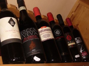 fine red wine selection from italy: montalcino, curtefranca, nero d'avola, bolgheri, amarone, valpolicella